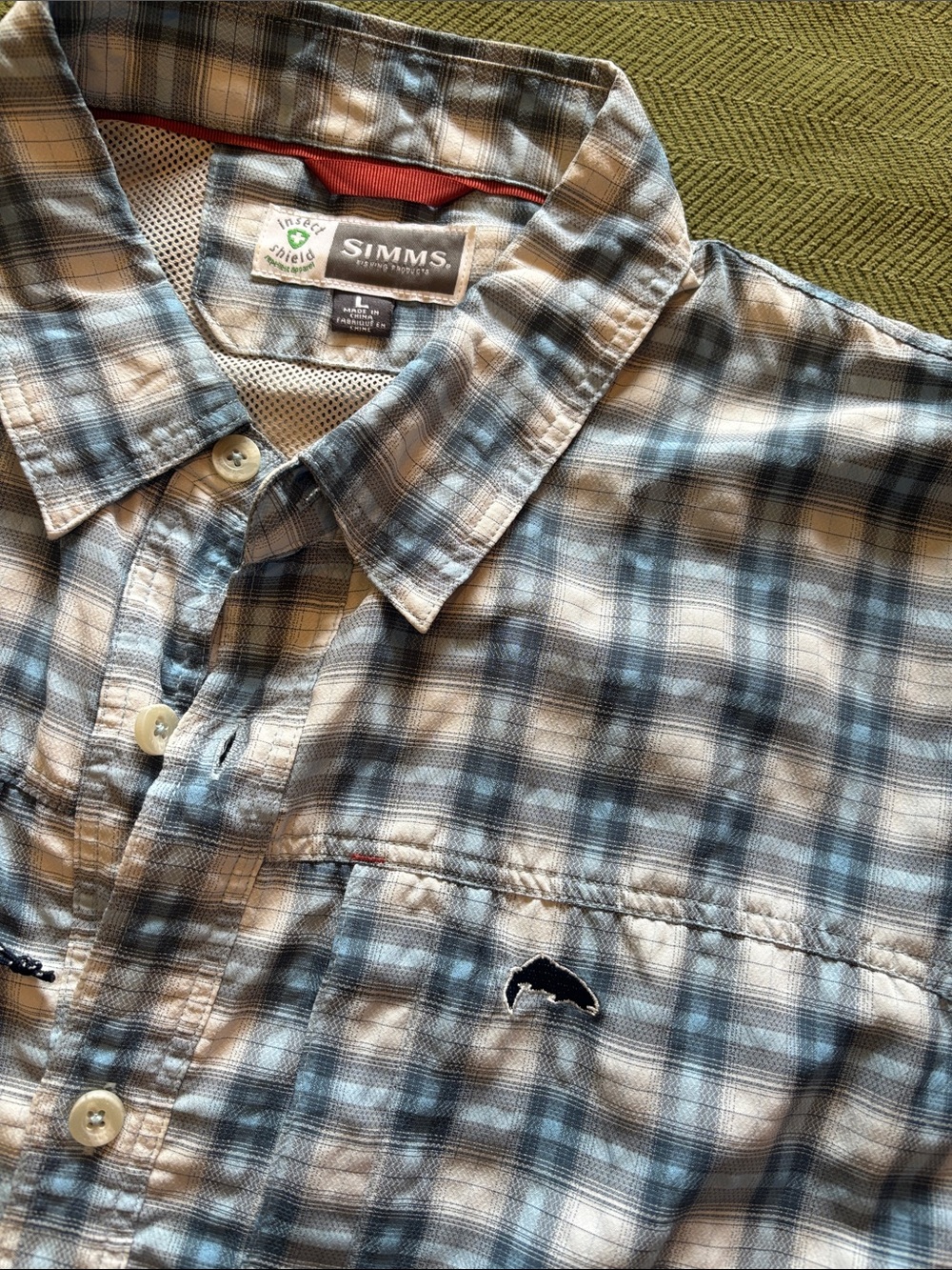 Simms Performance Fishing Shirt. - Picture 2 of 7